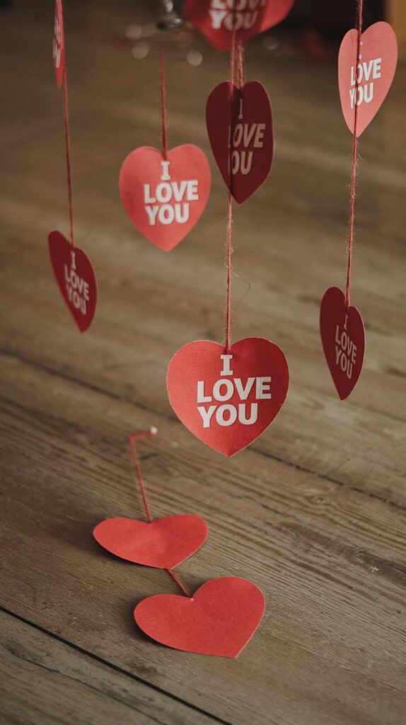 Simple & Easy Valentine’s Day Decor Ideas